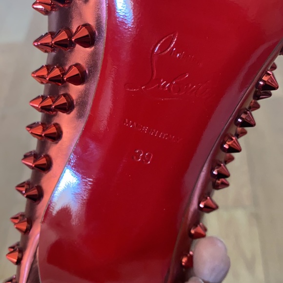 *SOLD* 💥HP💥 CHRISTIAN LOUBOUTIN METALLIC HEEL - Picture 10 of 13
